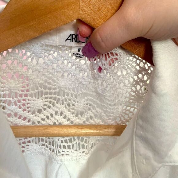 White Collared Front Tie Button Up Blouse - Picture 3 of 5